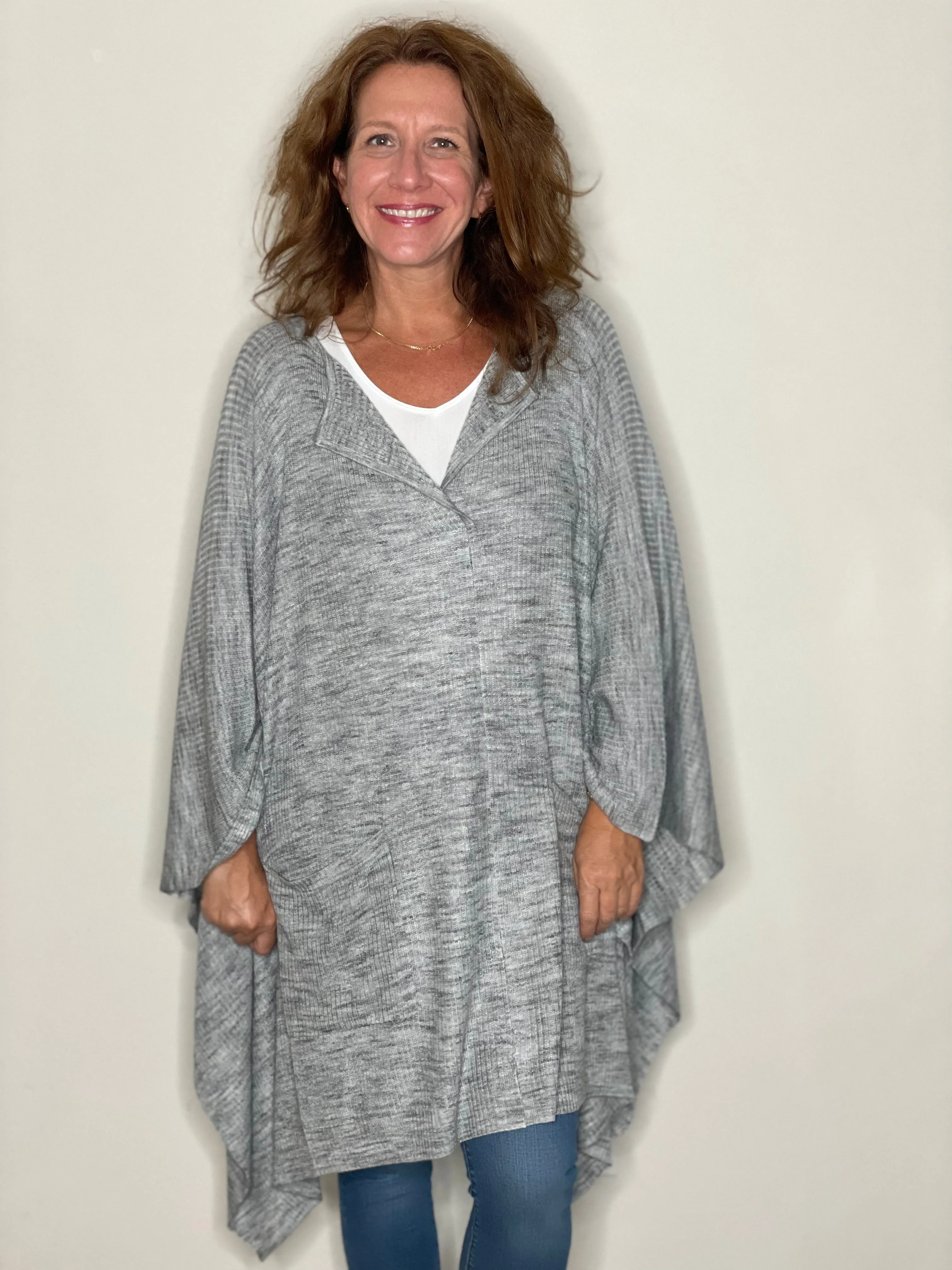 Pandora Poncho in Marble Grey