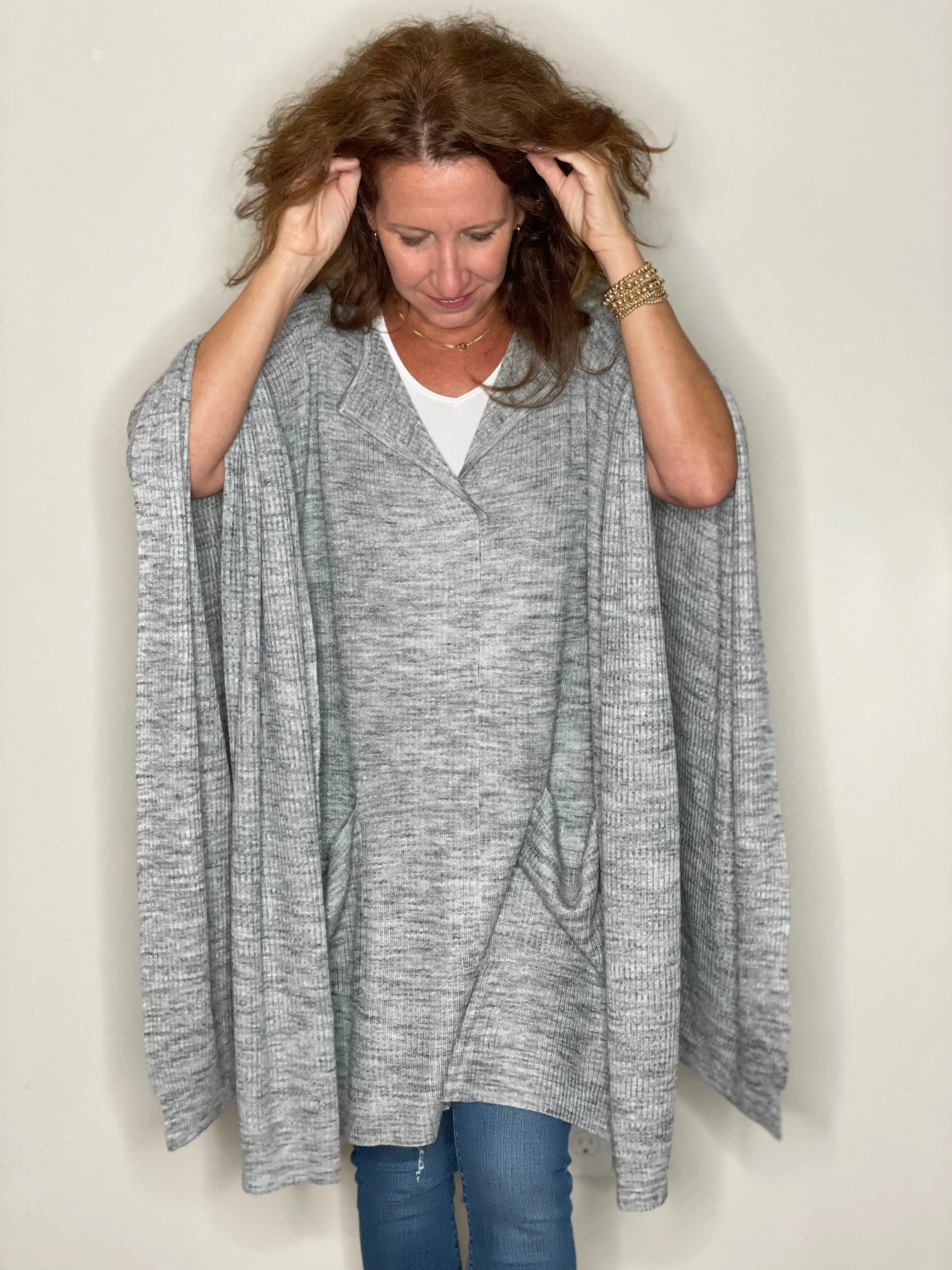 Pandora Poncho in Marble Grey