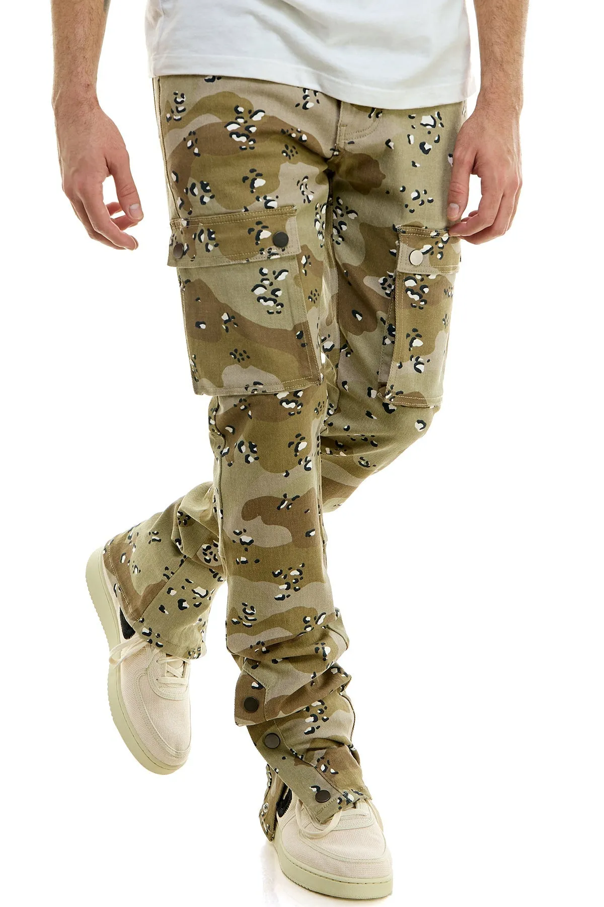 Skinny Pants in Stretch Flare Stacked Jeans in Camo