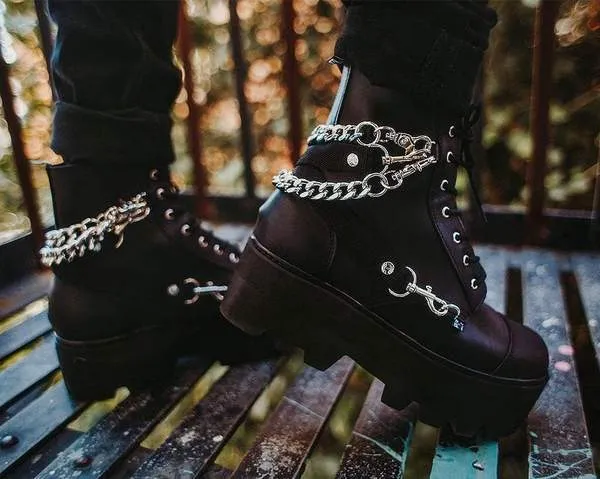 TUK A9752 Black 7-Eye Chain & Strap Dino Lug Boot